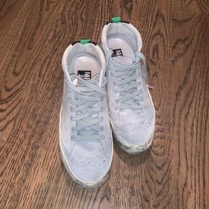 GOLDEN GOOSE DISTRESSED MIDSTAR SNEAKERS